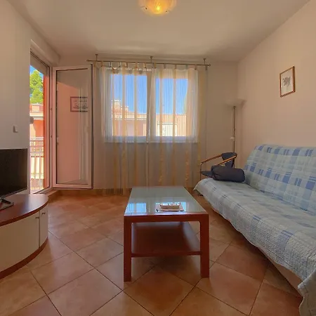 Apartman Cozy Nur 80 Meter Zum Strand Mit Meerblick, Privatparkplatz - Hundefreundlich *