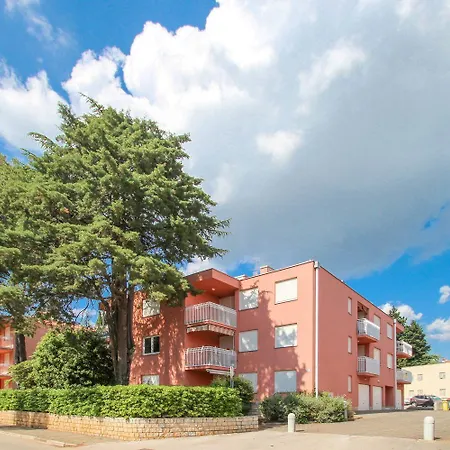 Cozy Nur 80 Meter Zum Strand Mit Meerblick, Privatparkplatz - Hundefreundlich Apartman