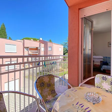 Cozy Nur 80 Meter Zum Strand Mit Meerblick, Privatparkplatz - Hundefreundlich Apartman